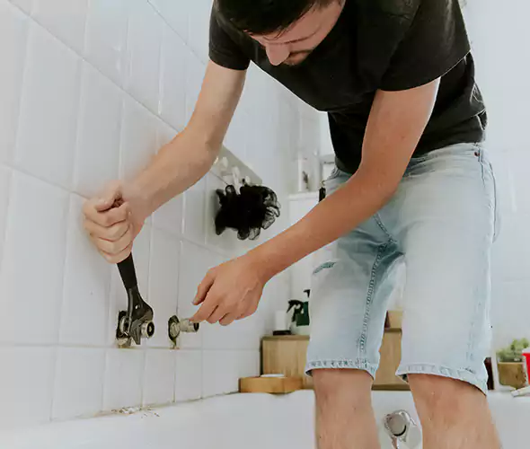 Affordable Bathtub Faucet Replacement in Kenosha: Choose Experienced Local Technicians