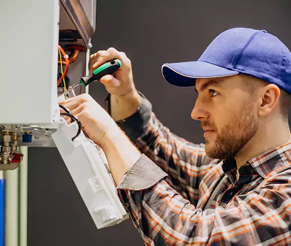 Expert Plumber for Tankless Water Heater Maintenance in Kenosha, WI: Schedule Professional Maintenance Services with Us