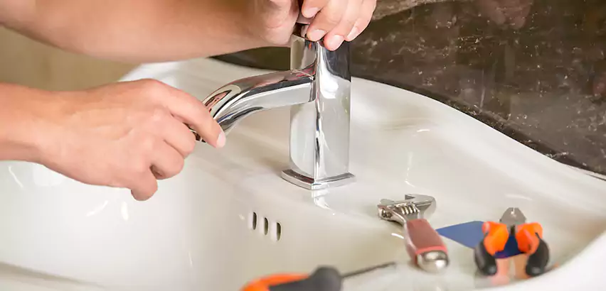 Bathtub Faucet Replacement in Kenosha